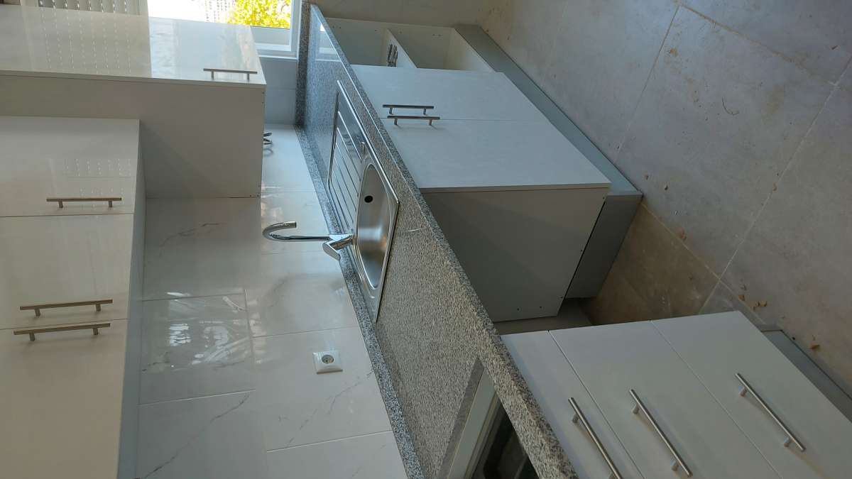 Valmir - Lisboa - Kitchen Remodel