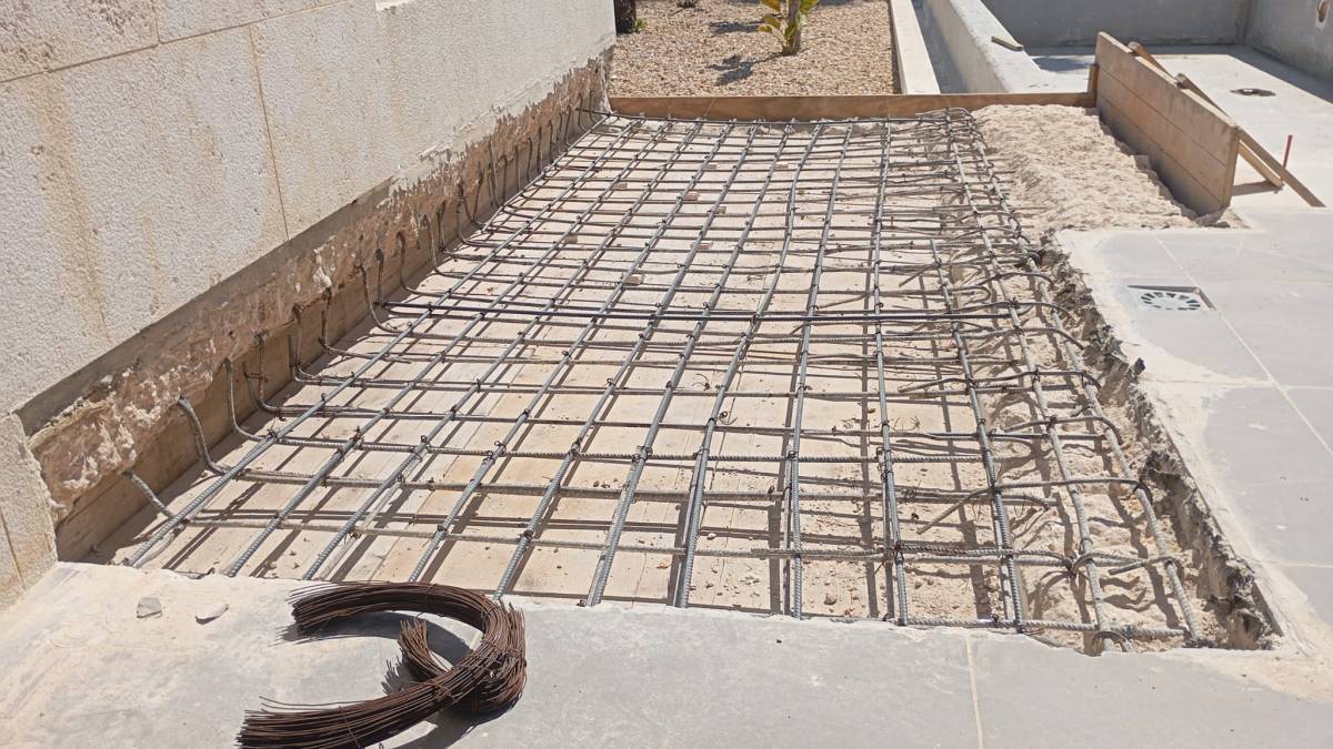 VALE FORMOSO PISCINAS - Loulé - Revestimento de Pavimento