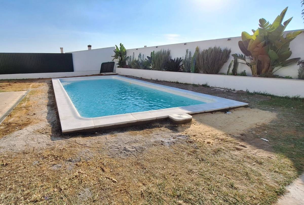 CRC Construções - Seixal - Instalação de Piscina Acima do Solo