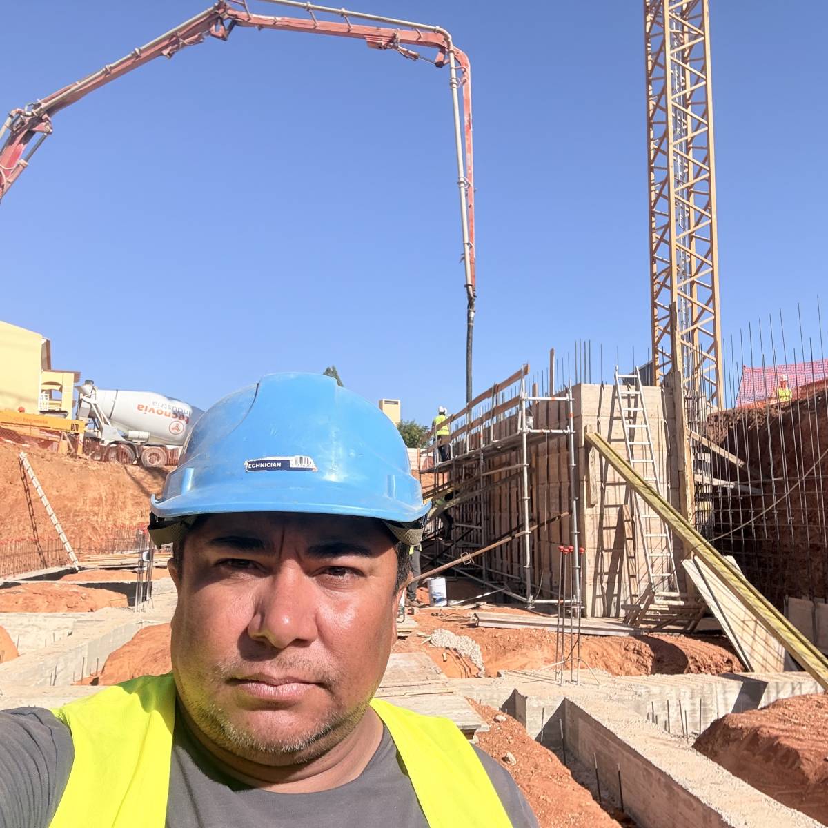 Everton Felipe - Sátão - Instalação de Escadas