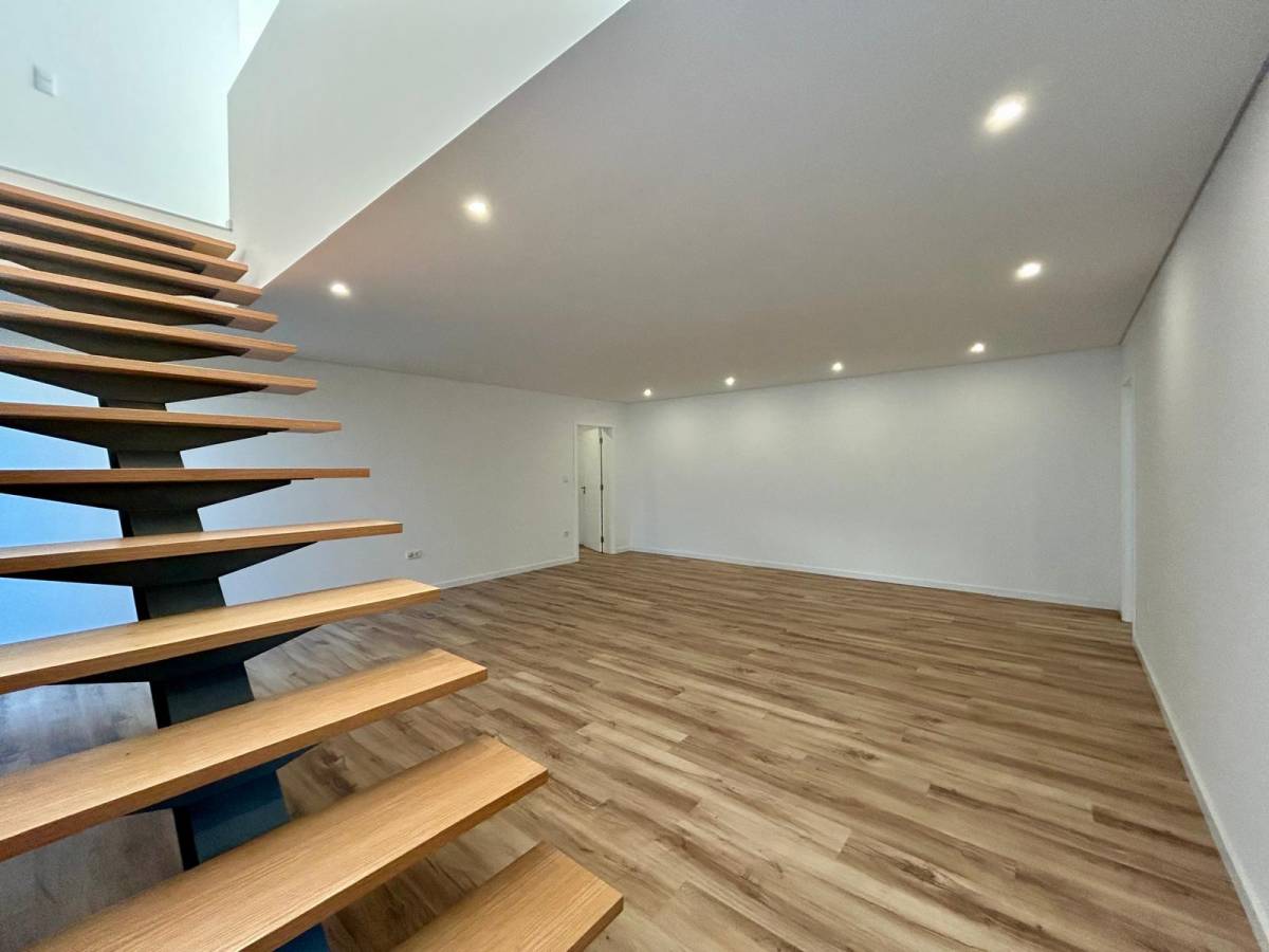 PINTURAS NORTE PORTUGAL - Maia - Telhados e Coberturas