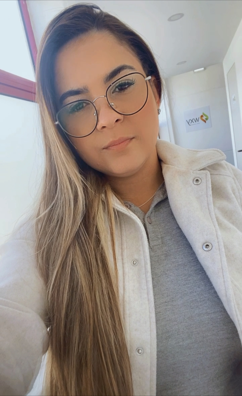 Camilla Moreira Dantas - Cascais - Window Blinds Cleaning
