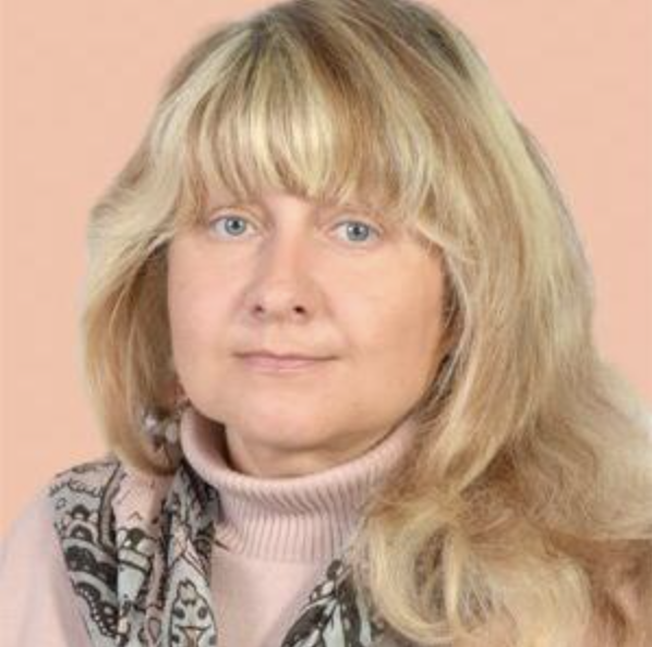 Prof. Hanna Popova - Lisboa - Tutorías de económicas