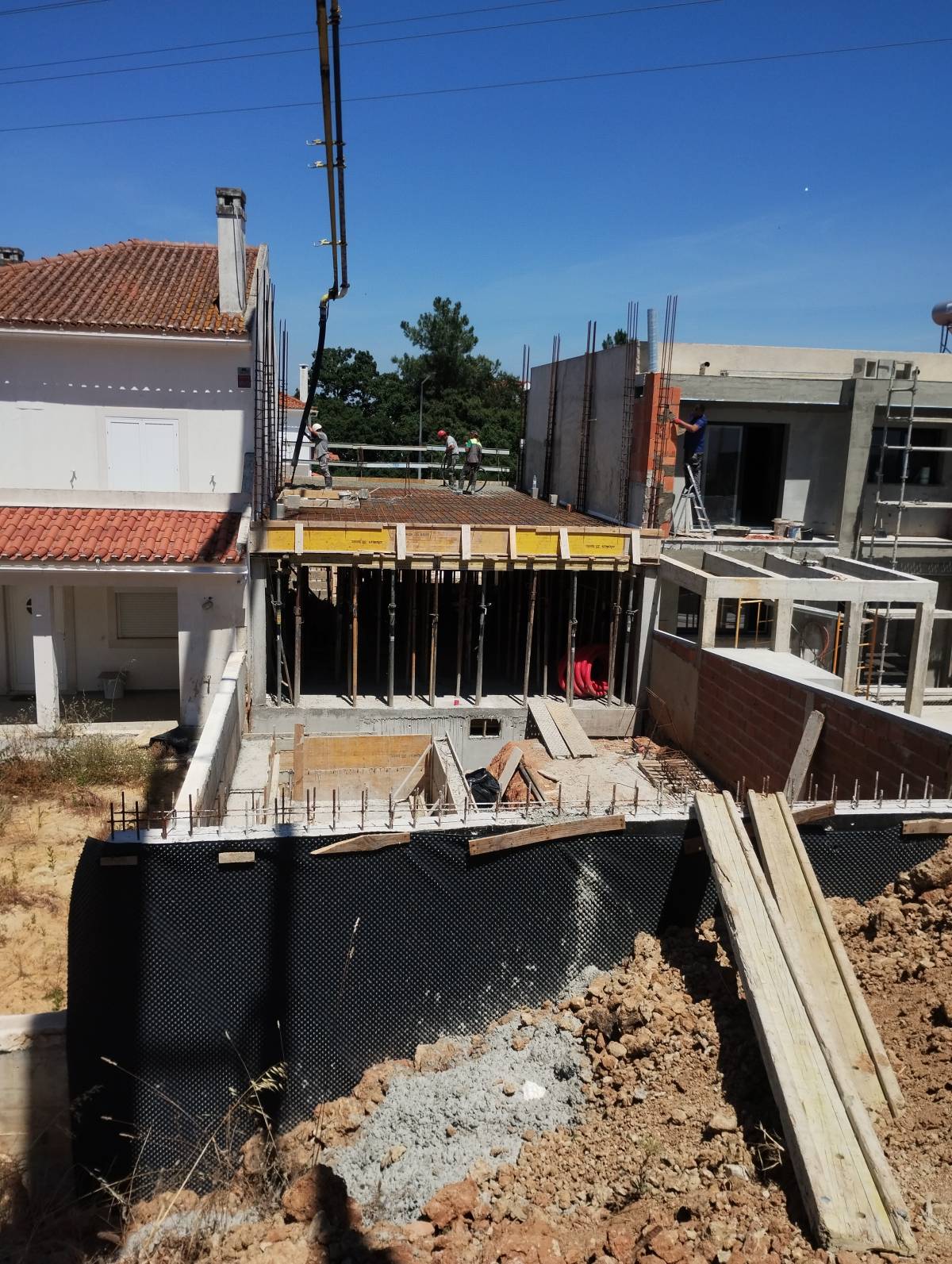 FAZ TUDO CONSTRUÇÕES - Palmela - Concrete Flooring Installation