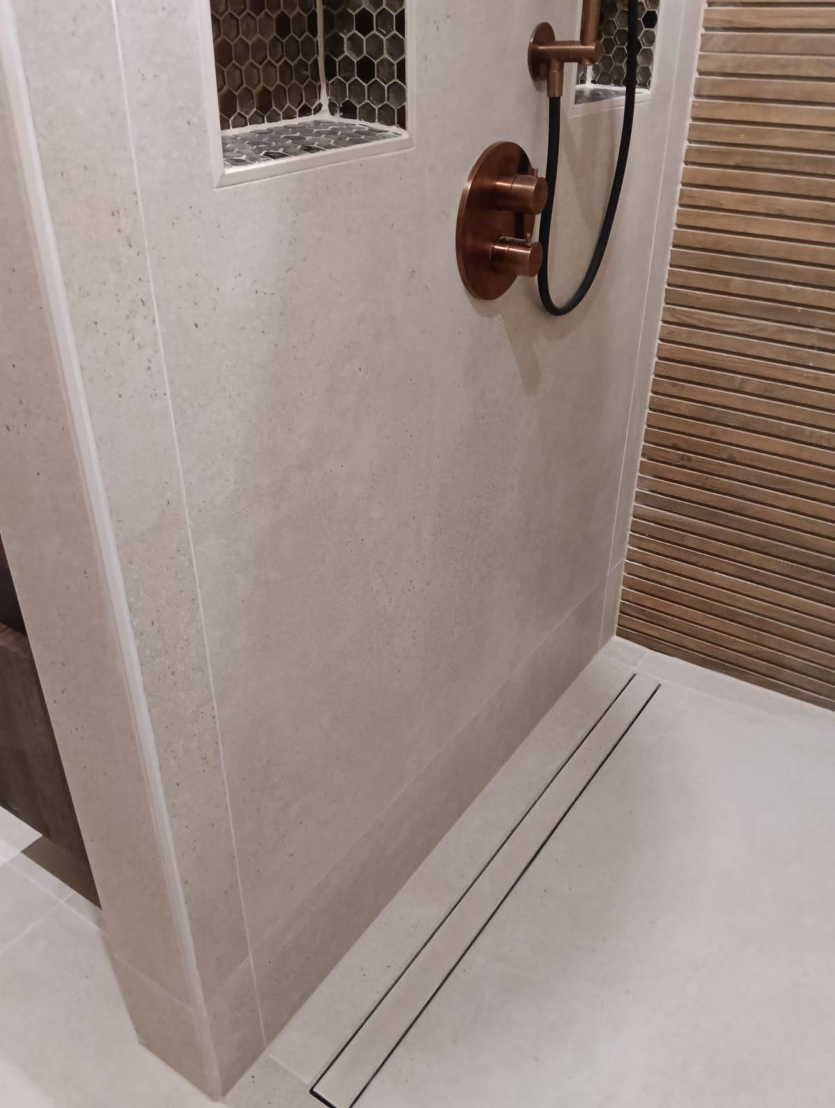 Geaison santos - Almada - Remodelação de Quarto
