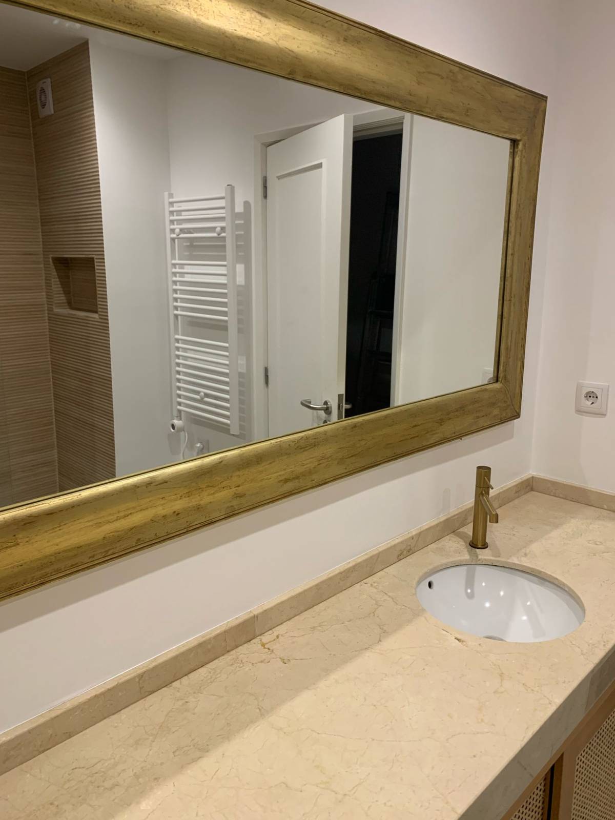 No Place Like Home ® - Matosinhos - Alvenaria