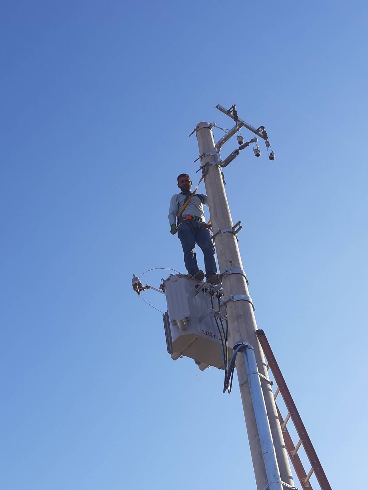 Ademar eletricista e obras gerais - Barreiro - Reparação de Armários