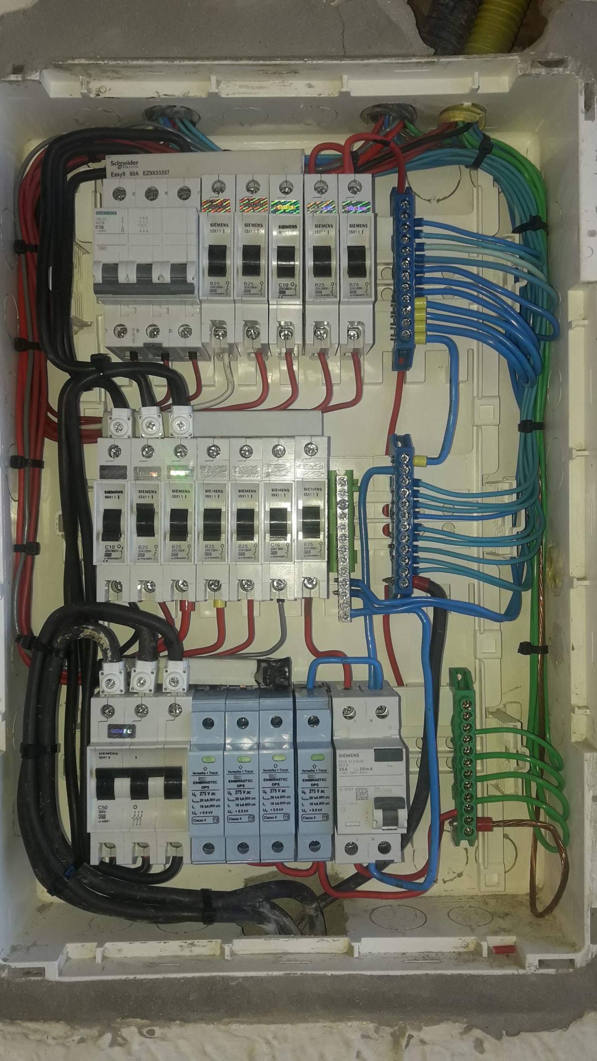 Ademar eletricista e obras gerais - Barreiro - Remodelação de Cozinhas