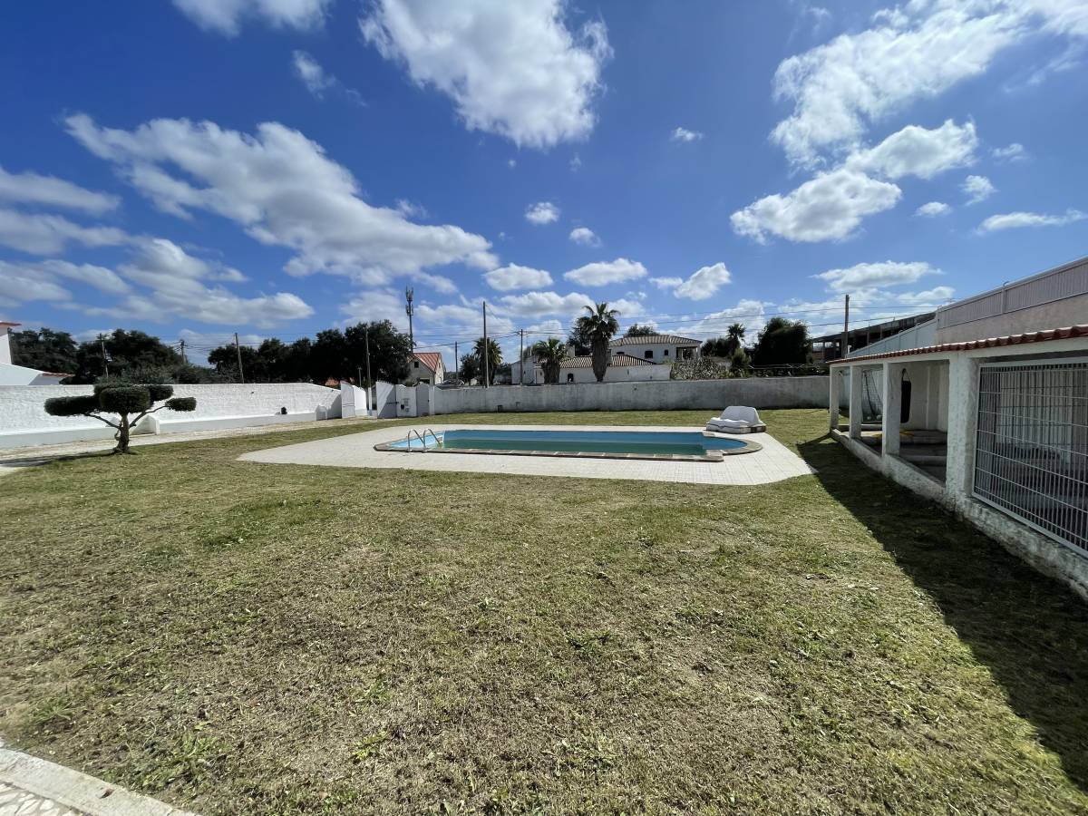 Jardinagem Lima - Montijo - Corte e Aparação de Relvado