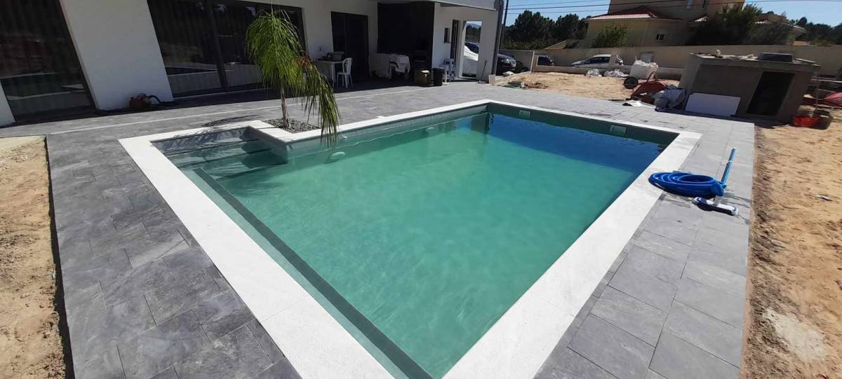 CRC Construções - Seixal - Construção de Piscina Abaixo do Solo