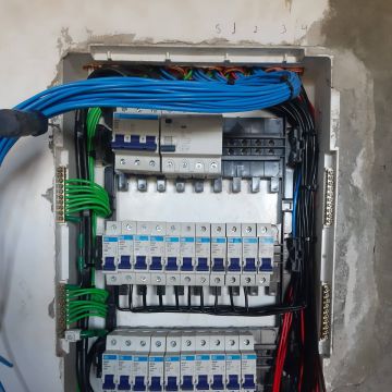 Ademar eletricista e obras gerais - Barreiro - Remodelação de Quarto