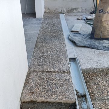 BENMAI RESTAURO E CONSTRUÇÃO LDA - Sintra - Dachausbau