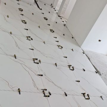 Maicon - Porto - Interior Wall Addition