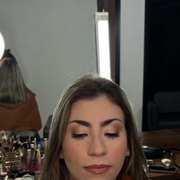 Ana Gonçalves - Porto - Event Hair Styling