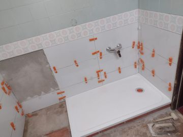 GENIAL WORK UNI LDA - Loures - Remodel a Room