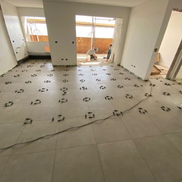 Maicon - Porto - Stair Installation