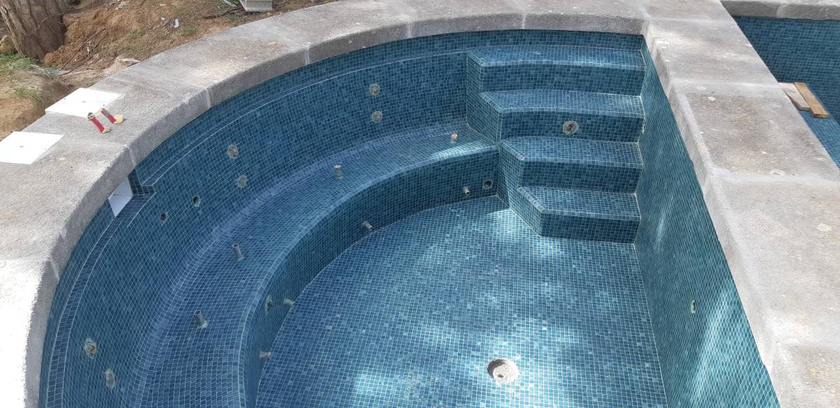 Pastilha & Piscina - Cascais - Reparação de Piscina