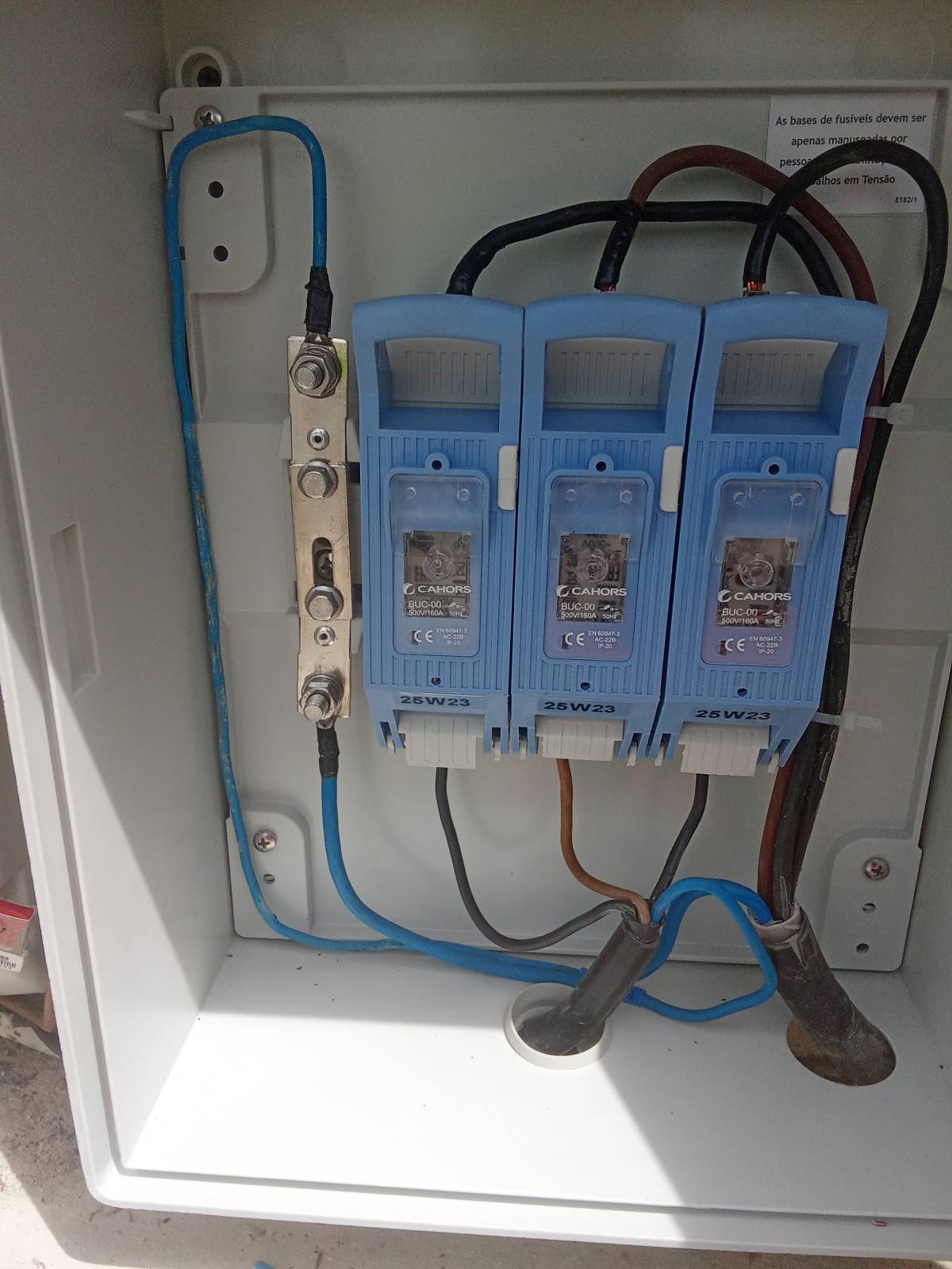 Eletropower - Espinho - Instalação de Disjuntor ou Caixa de Fusíveis