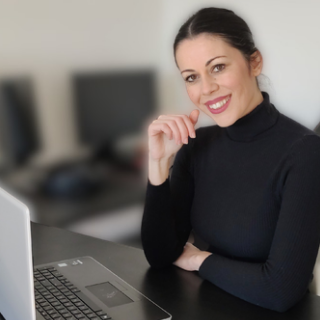Miriam Revez - Faro - Digital Marketing