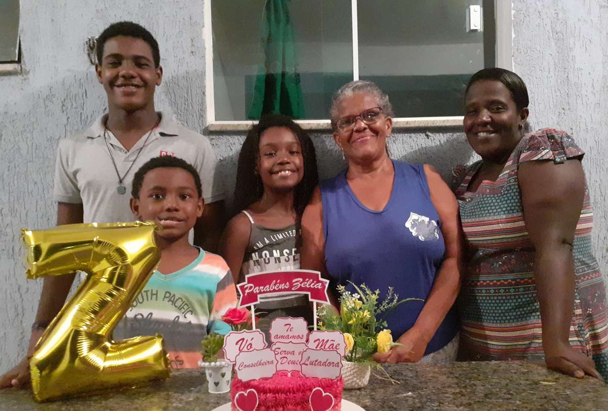 zelia maria dos santos - Vila Franca de Xira - Housekeeper
