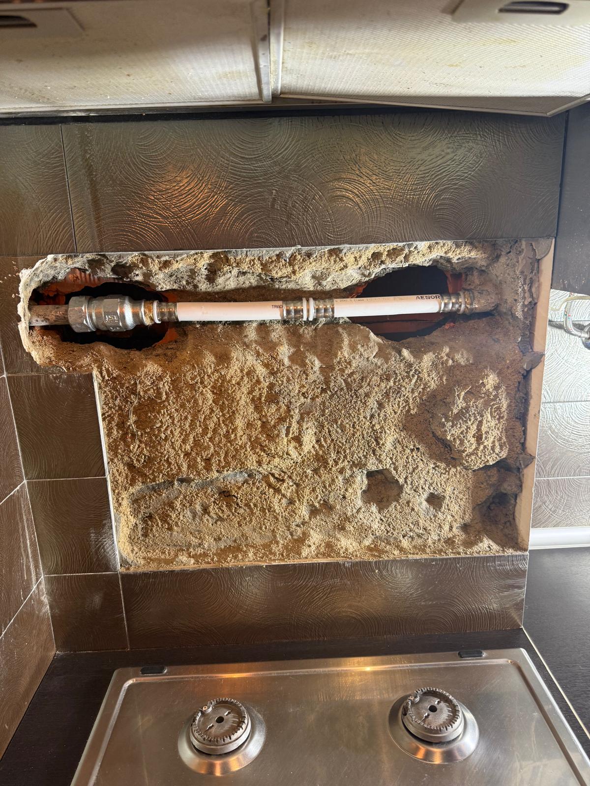 Quality Serviços - Lisboa - Reparação de Tubos de Canalização