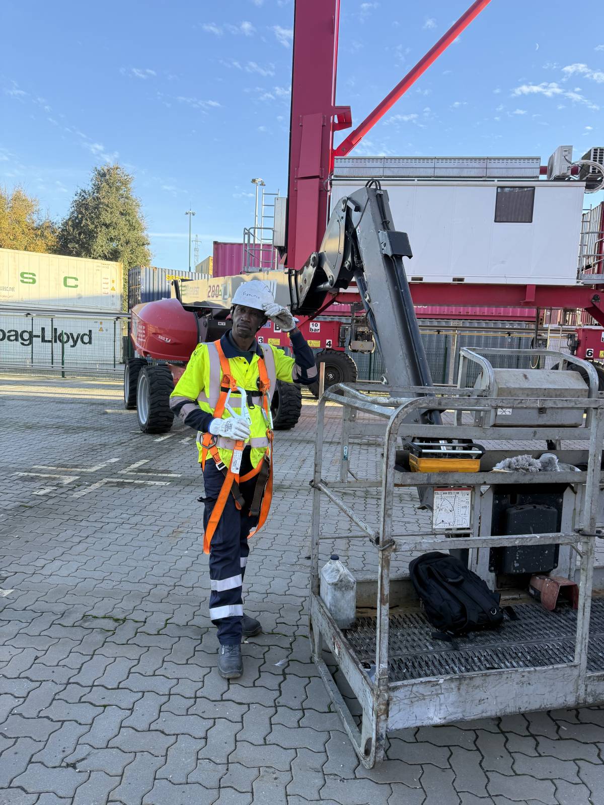 Eletricista e Manutenção ao Domicílio – Rápido e de Confiança - Porto - Reparação de Sanita