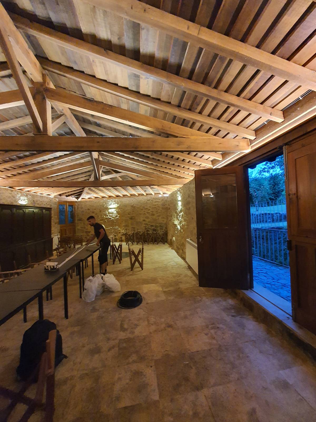 Manuel - Vila Verde - Instalação de Lâmpada