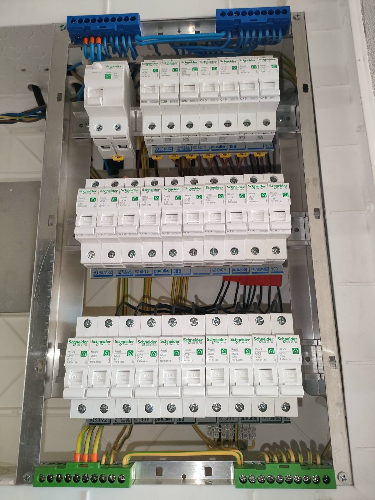 ADF-Electric - Portimão - Lamp Installation