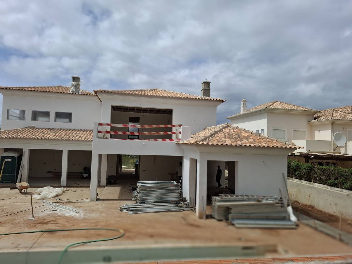 Jailson silva - Cascais - Demolição de Construções