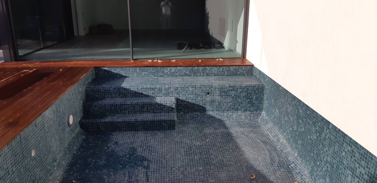Pastilha & Piscina - Cascais - Reparação de Piscina
