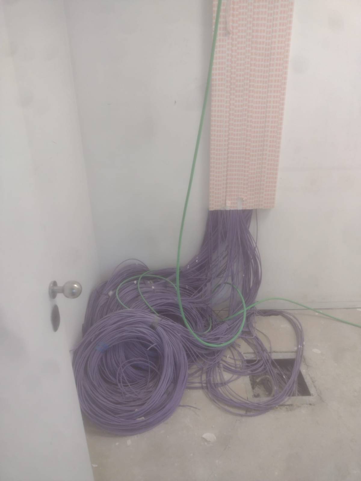 Eletropower - Espinho - Problemas Elétricos e de Cabos