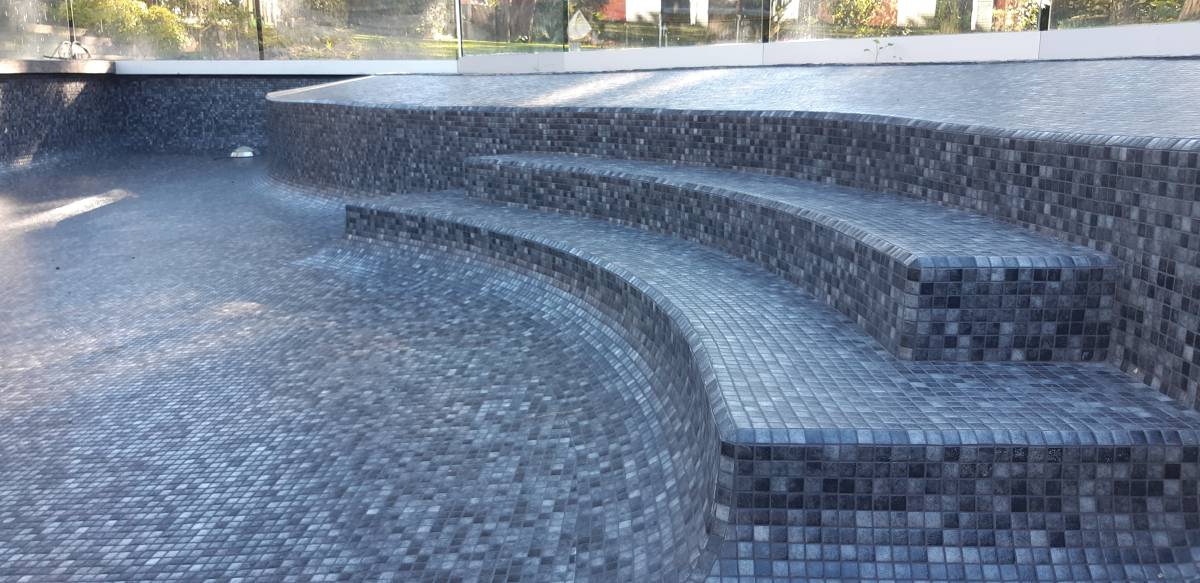 Pastilha & Piscina - Cascais - Construção de Piscina Abaixo do Solo