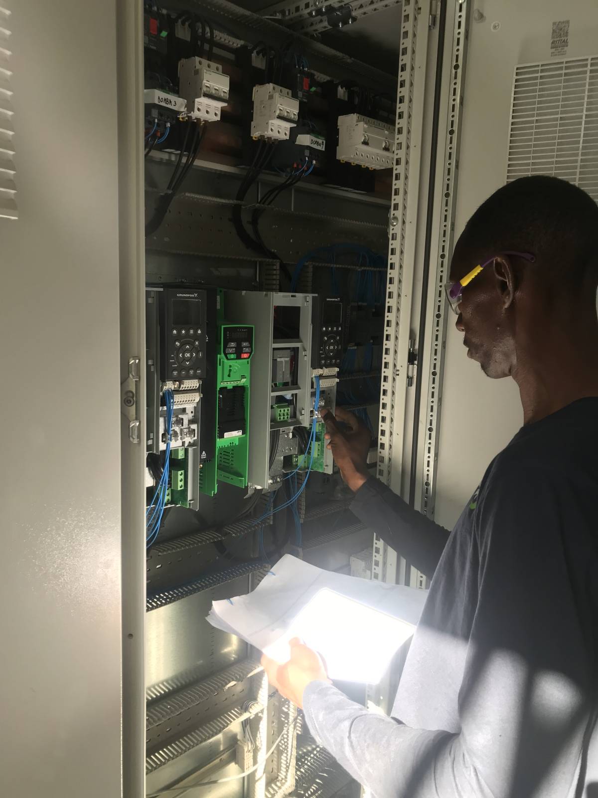 Eletricista e Manutenção ao Domicílio – Rápido e de Confiança - Porto - Canalização