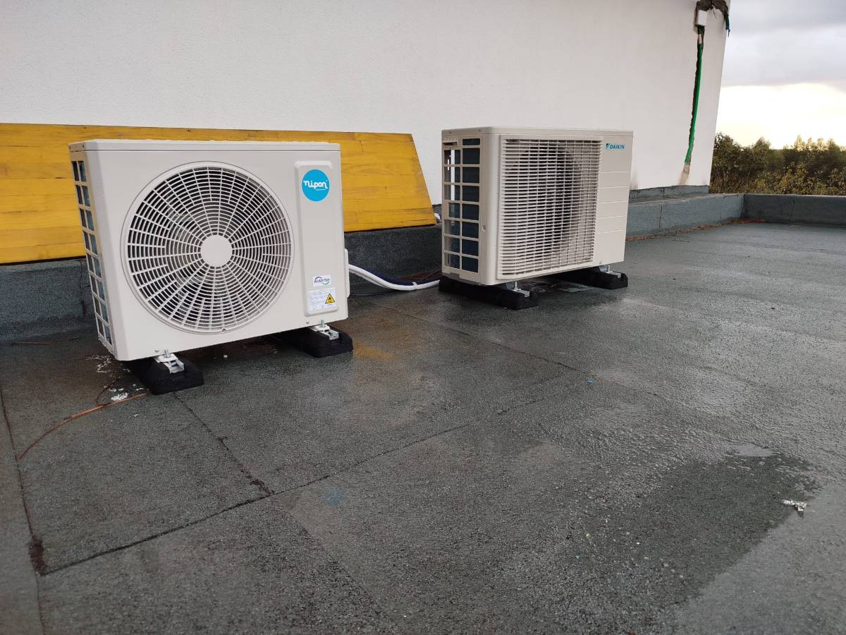 Juscelino - Alcobaça - Zentrale Klimaanlage warten