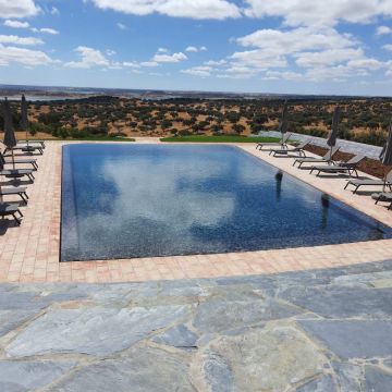 Pastilha & Piscina - Cascais - Construção de Piscina Abaixo do Solo