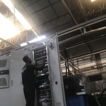 Eletricista e Manutenção ao Domicílio – Rápido e de Confiança - Porto - Instalação de Lâmpada