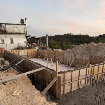 Fração cósmica- UNIPESSOAL LDA - Viseu - Remodelação da Casa