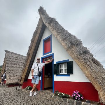 A.T.GRUP remodelação e manutenção civil - Sintra - Instalación de suelos de baldosas o piedras
