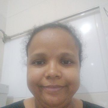 Tatiane - Almodôvar - Deep or Spring Cleaning