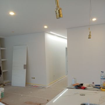 Eli - Seixal - Siding Installation, Repair, or Removal