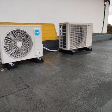 Juscelino - Alcobaça - Zentrale Klimaanlage warten