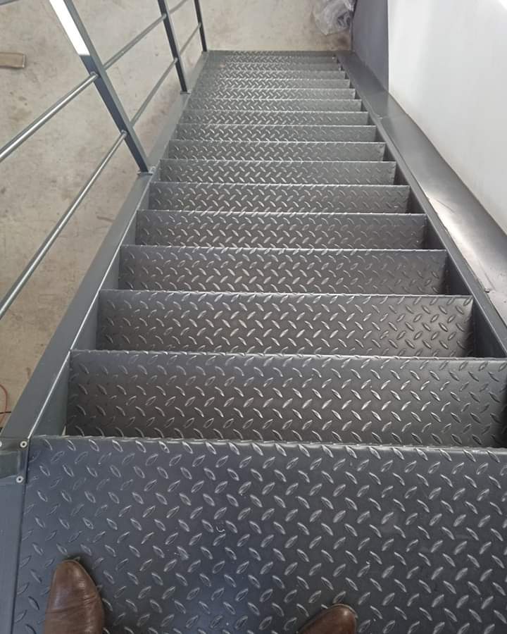 Serviços de limpezas Passa Aqui - Fundão - Rug Cleaning