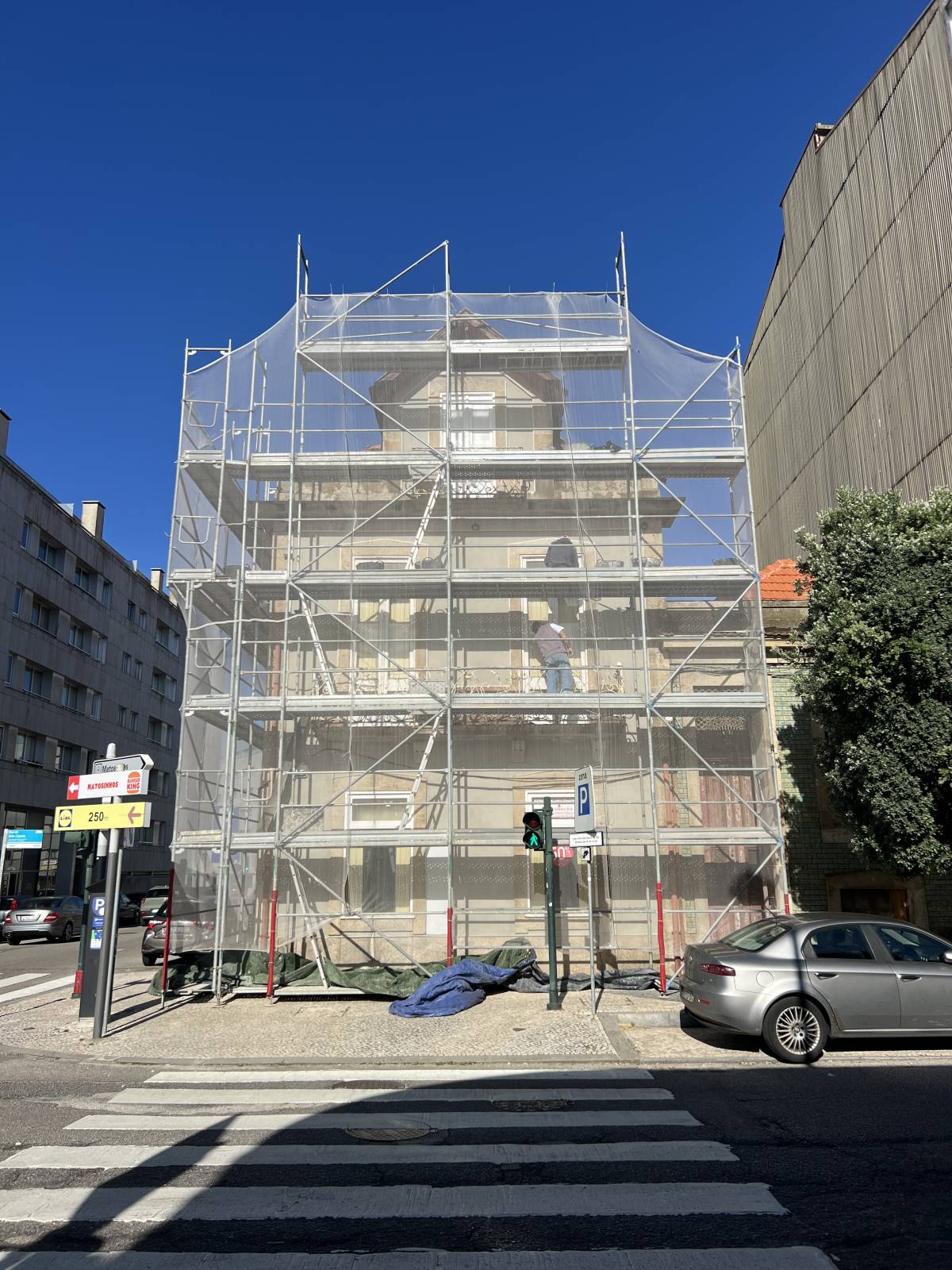 Metricspot.pt - Vila Nova de Gaia - Instalación de arte