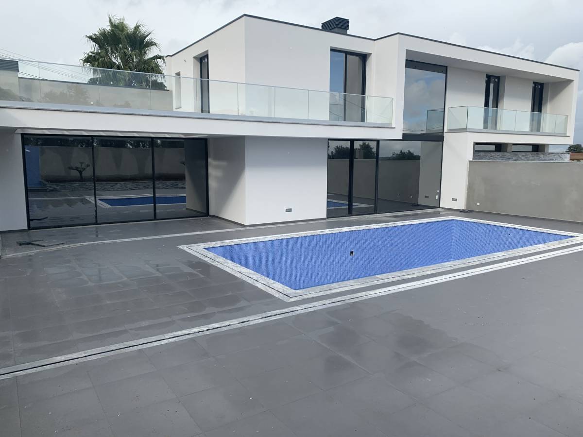 João Pedro Rodrigues - Ourém - Adiciones y remodelaciones