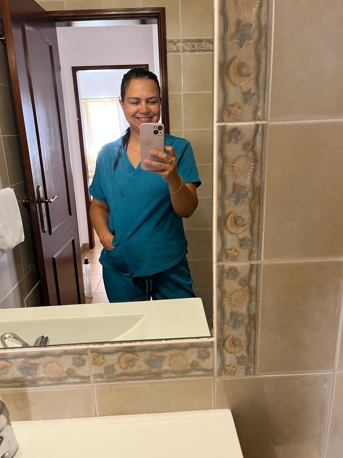 Adriana leal - Lagos - Deep or Spring Cleaning