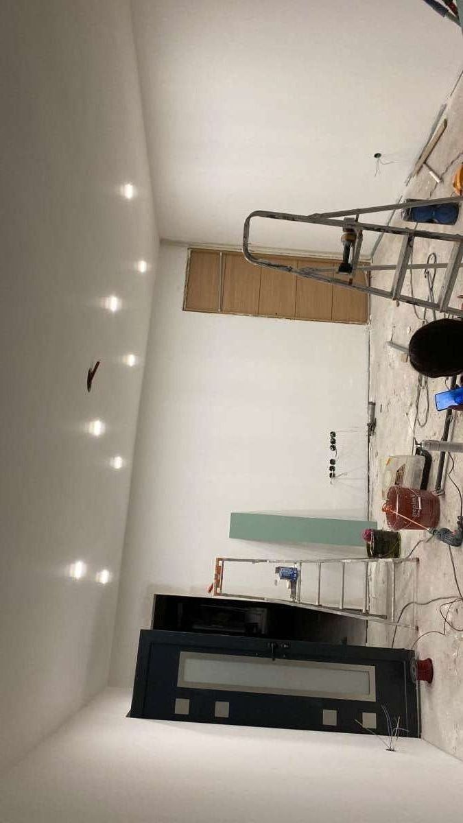 Renato Neves - Gondomar - Switch and Outlet Installation
