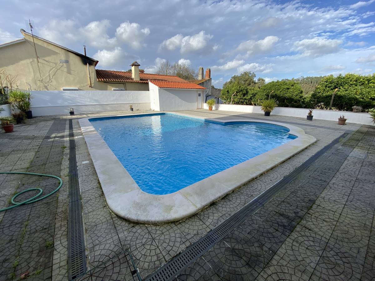 Valter - Rio Maior - Pools, Hot Tubs and Spas