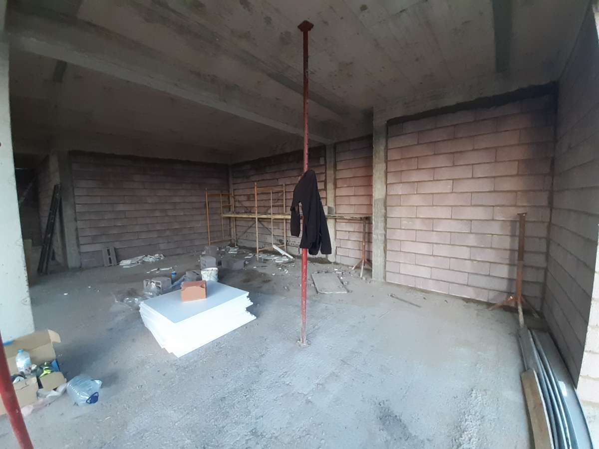 Andrei Lepadatu - Faro - Gutter Installation or Replacement