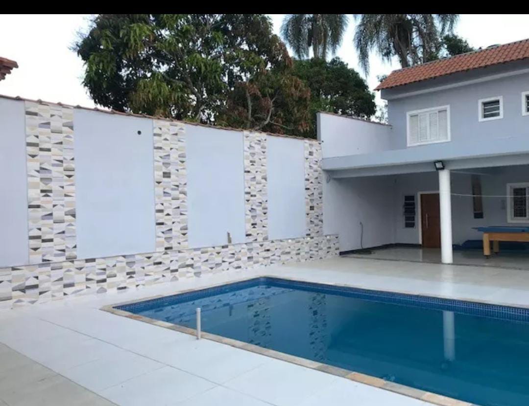 De Almeida Remodelações - Odivelas - Innenwand einbauen