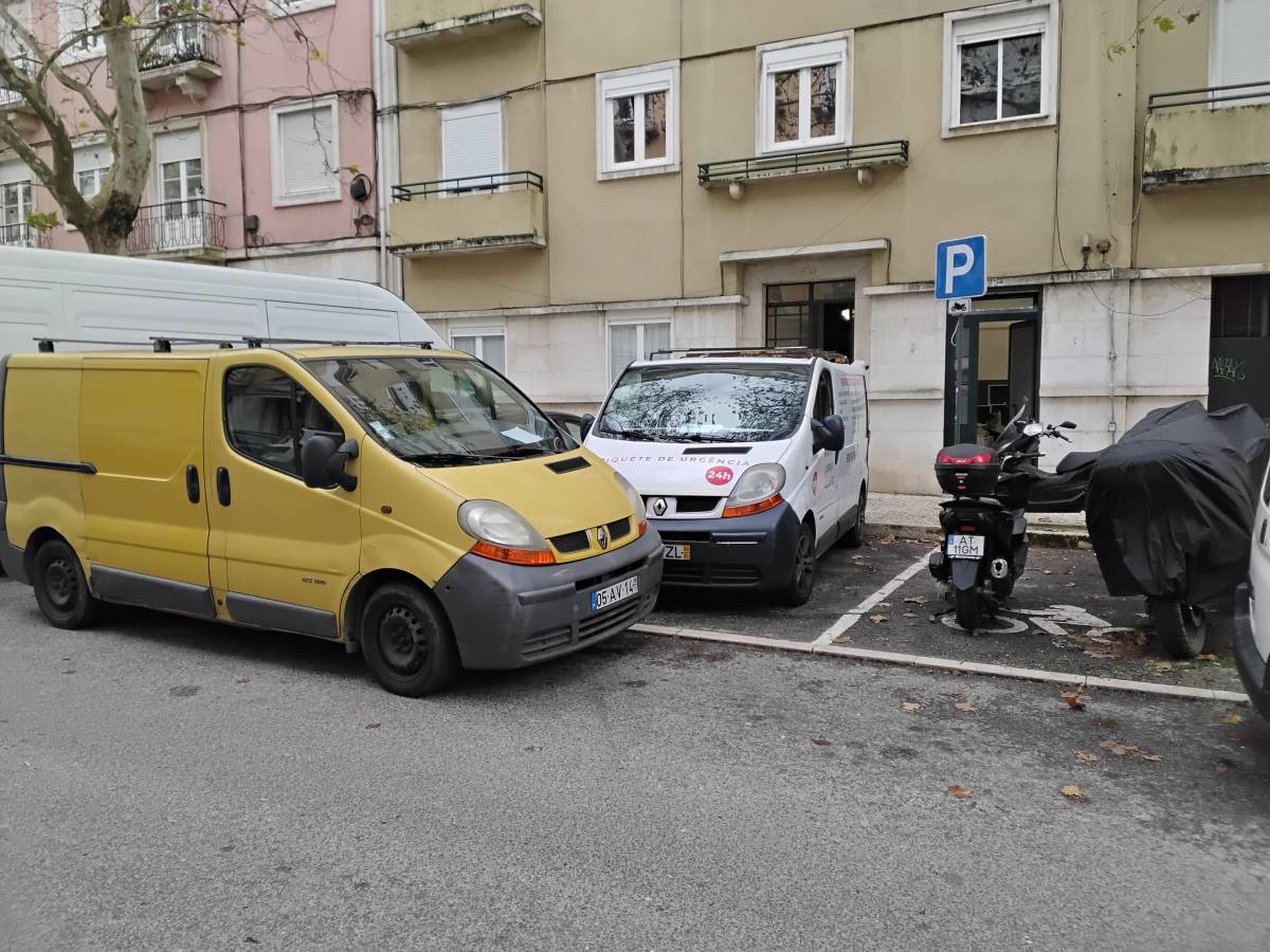 SOS AVARIAS 24 HORAS, REPARAÇÕES - Loures - Reparação ou Manutenção de Canalização Exterior